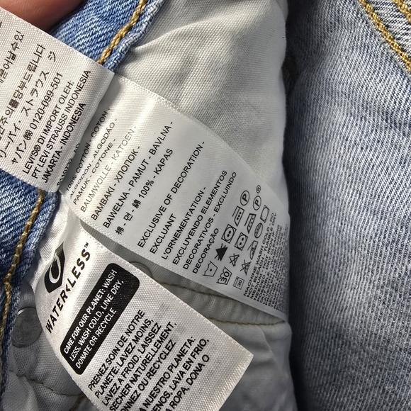 Levis 501 Rigid Blue Jean Shorts Buttonfly Raw Hem Casual Wardrobe staple basic - Picture 9 of 11